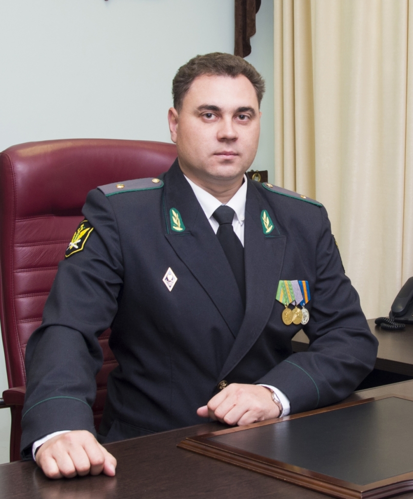 Судебный пристав Евстигнеев Владимир Николаевич