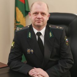 Судебный пристав Кузнецов Алексей Петрович