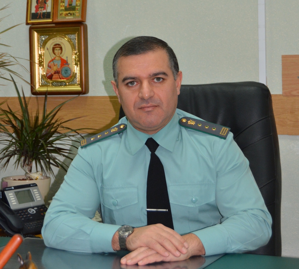 Судебный пристав Марабян Паруйр Санасарович